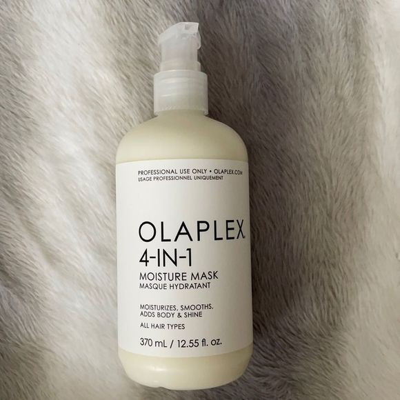 - OLAPLEX 4-IN-1 MOISTURE MASK